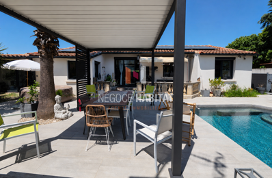 Ensemble immobilier 350 m2   Maison + 5 logements   Mauguio — photo du bien