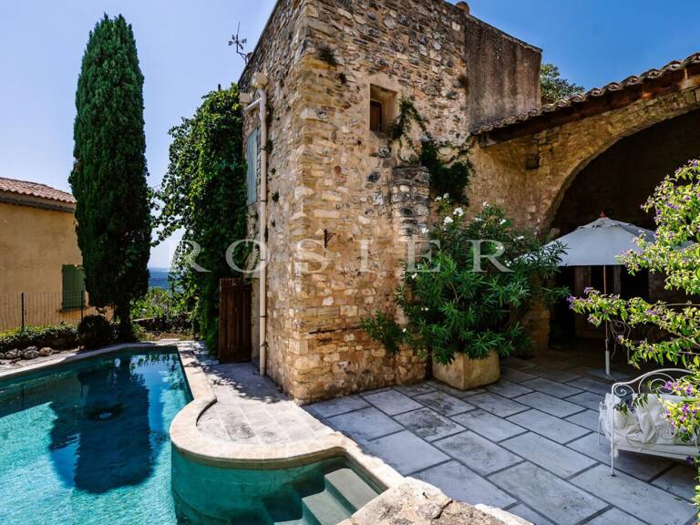 Le Barroux – Maison historique du XVIᵉ siècle à vendre avec pisc — photo 1