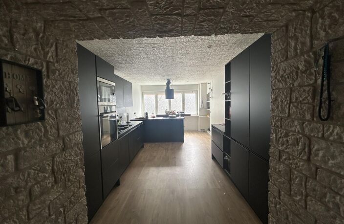 Vente maison 10 pièces 239 m² Thizy-les-Bourgs (69240) — photo 5