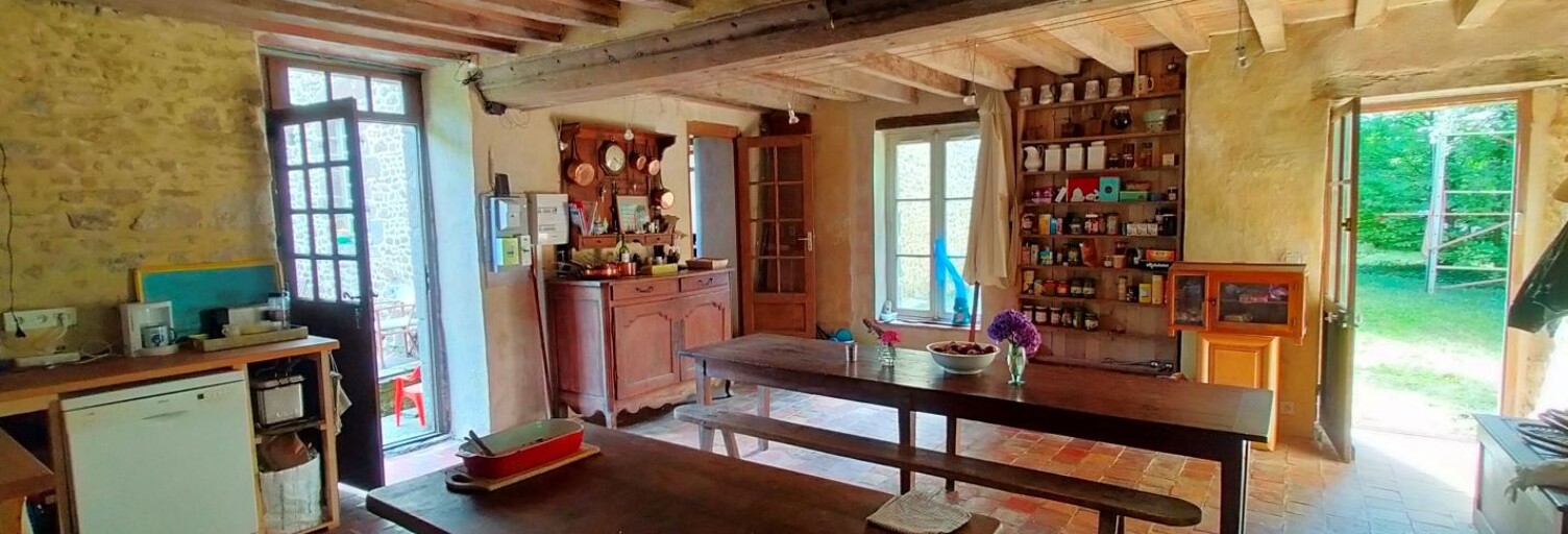 Maison 8 Pièces 219 m² à vendre à Trans (53160)