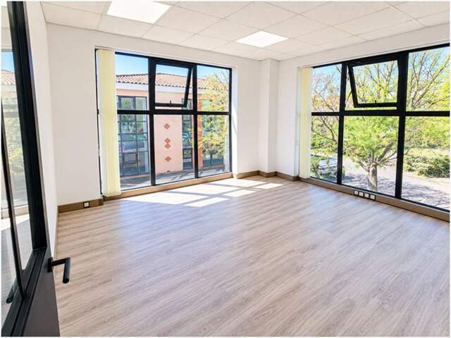 Local commercial — photo du bien