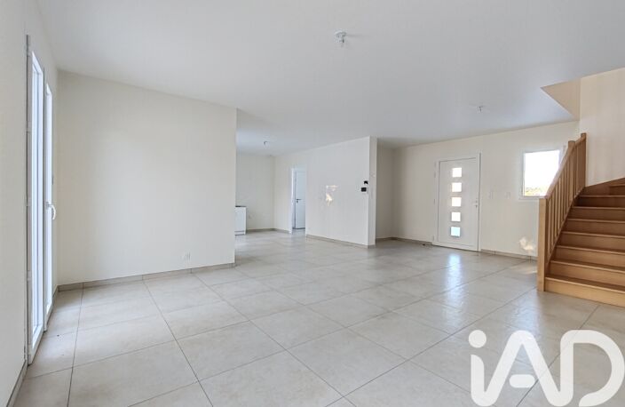 Vente Maison/villa 4 pièces — photo 3