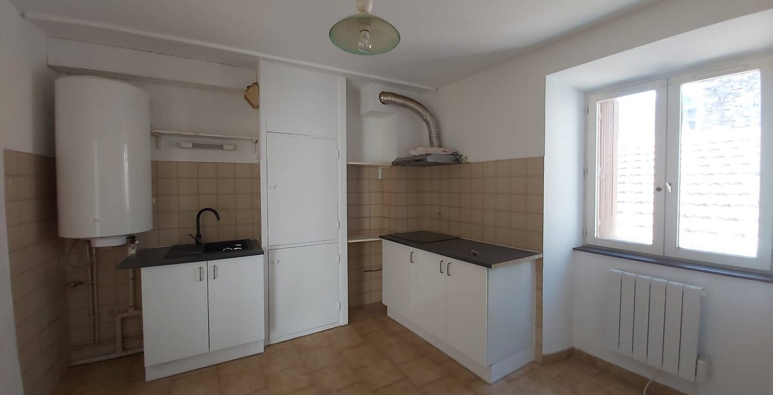 Location appartement 2 pièces 48 m² à Tarascon-sur-Ariège (09400) — photo 1
