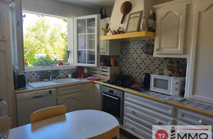 Maison  Salles Sur Mer 170 m2  - 5 chambres et bureau — photo 4