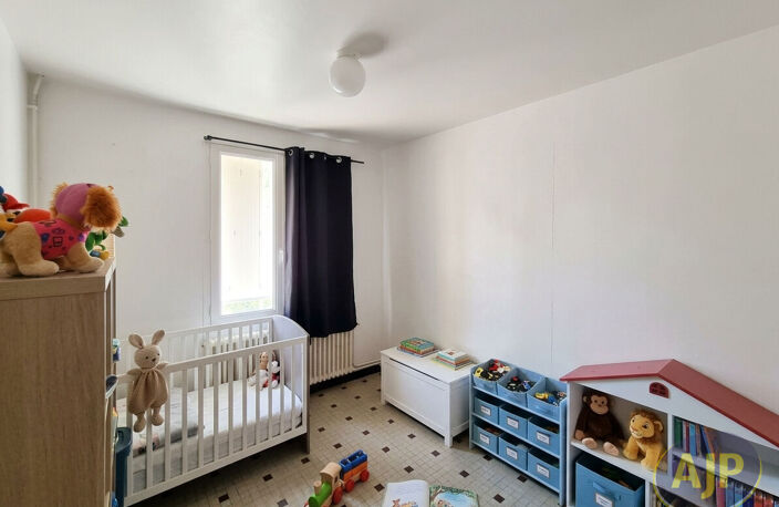 Maison Montaigu Vendee 4 pièce(s) 105 m2 — photo 4