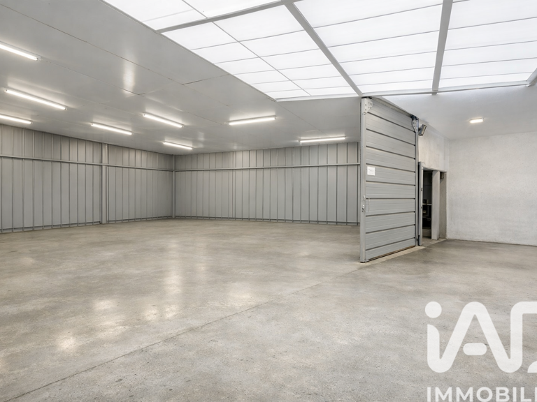 Vente Boutique/Local commercial 300 m&sup2; — photo 1