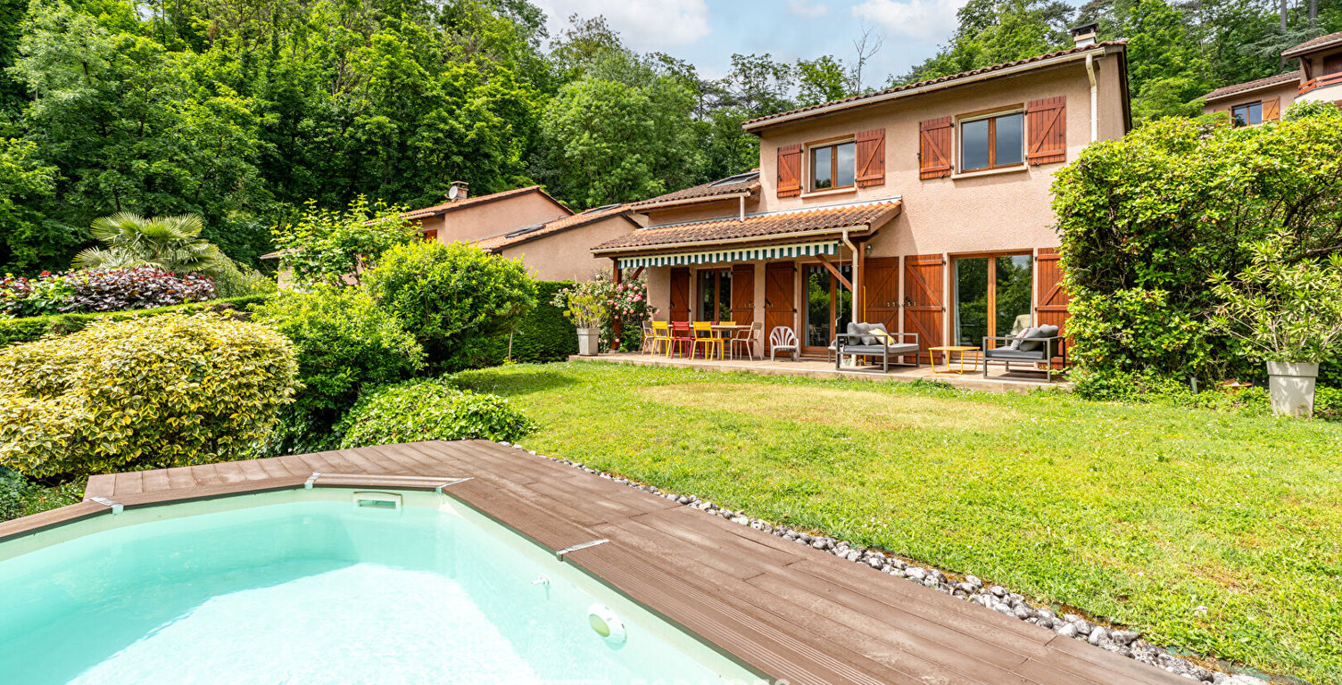 Maison familiale au calme dans un écrin de verdure — photo 1