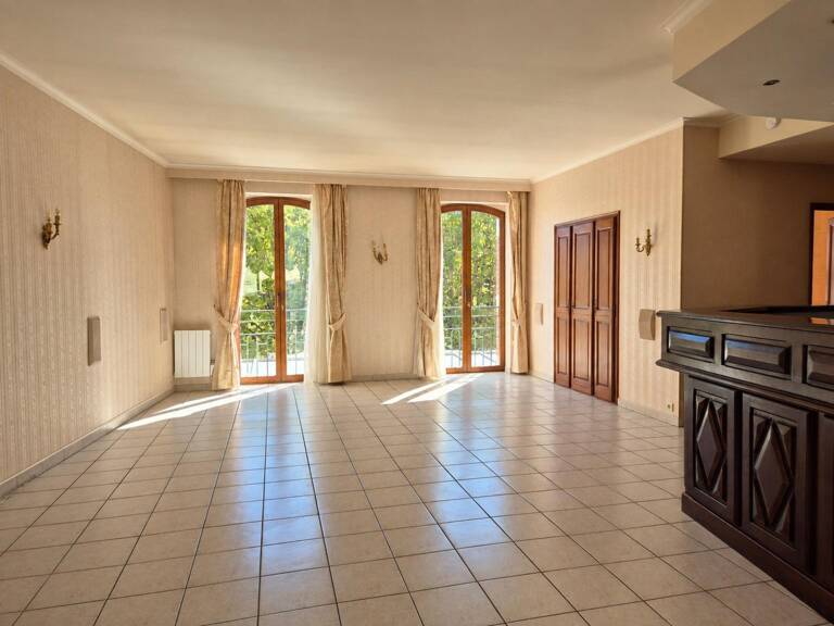 APPARTEMENT 5 PIECES HYPER-CENTRE! — photo 1