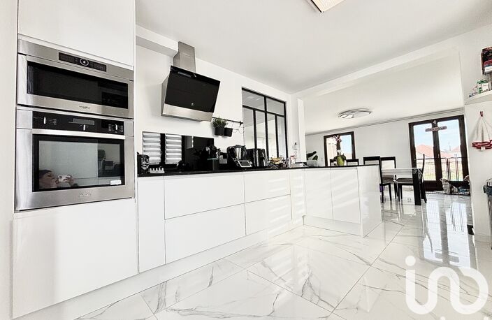 Vente Maison de village 7 pièces — photo 2