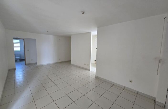 DUCOS  Appartement T4 en RDC avec grande terrasse et vue mer — photo 4