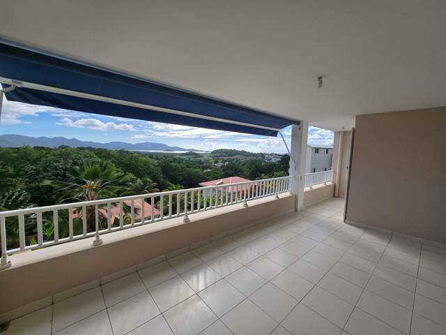 DUCOS  T4 AVEC TERRASSE, VUE MER ET SUITE PARENTALE — photo du bien