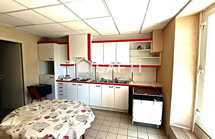 Ensemble immobilier mixte (habitation/industriel) — photo 2