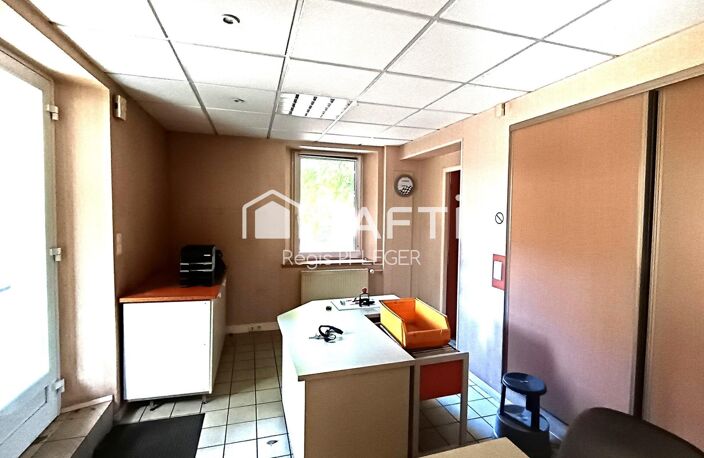 Ensemble immobilier mixte (habitation/industriel) — photo 4