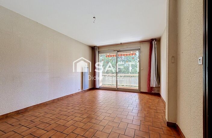 T3 69 m2 FONTAINE dans quartier très recherché — photo 3