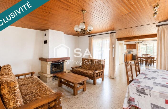 Maison de plain-pied avec grand jardin et garage — photo 4