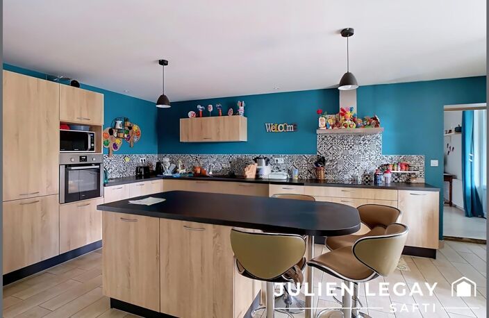 COUP DE CUR  AUTHENTIQUE MAISON EN PIERRE ENTIÈREMENT RÉNOVÉE — photo 3