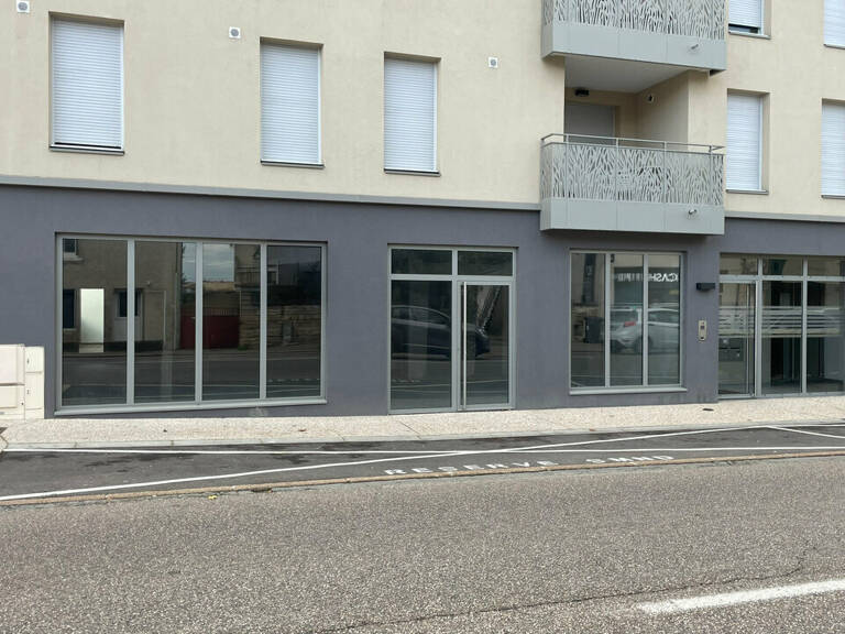 LOCAL COMMERCIAL à LOUER — photo 1