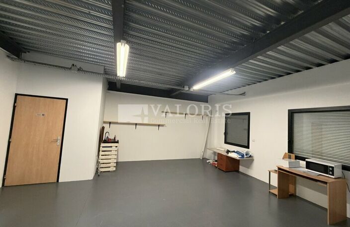 LOCAL D'ACTIVITE - ATELIER à LOUER — photo 5