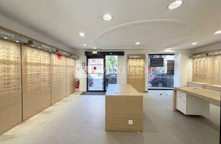 LOCAL COMMERCIAL à LOUER — photo 3