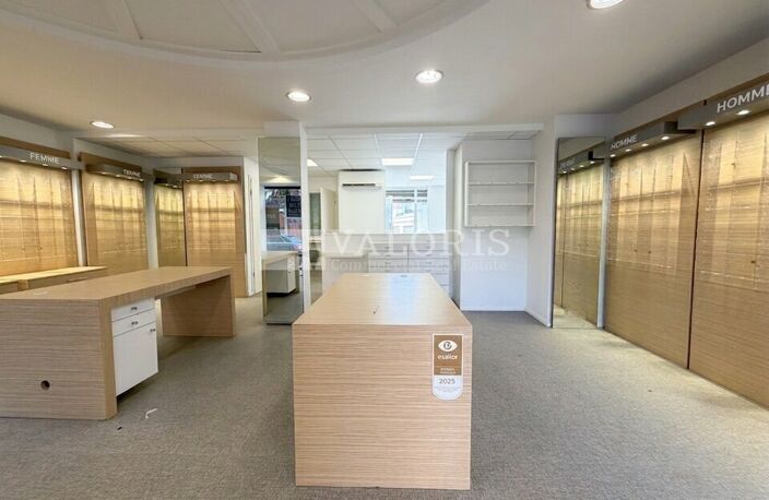 LOCAL COMMERCIAL à LOUER — photo 4