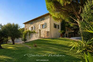 Maison 10 pièces 739000 €