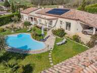 Villa spacieuse, jardin arboré, piscine — photo 3