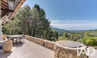 Maison 8 Pièces 213 m² à vendre à La Cadière-d'Azur (83740)