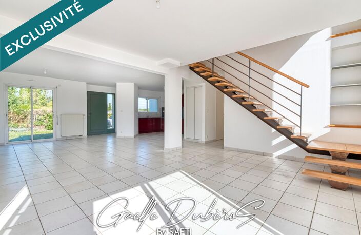 Belle maison 4 chambres avec garage***Pré visite 3D disponible sur demande*** — photo 3