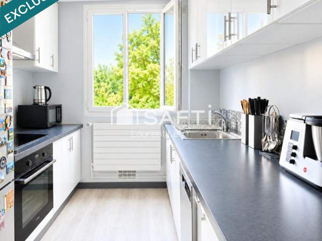 3p, parfait état, 2 grandes chambres, box, cave — photo du bien