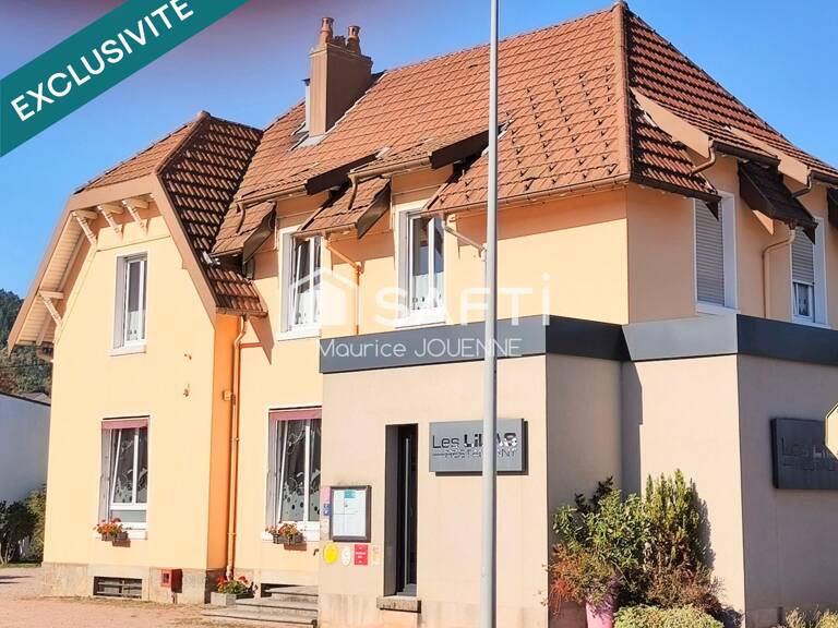 Murs commerciaux d'un restaurant réputé à Vagney, entre La Bresse et Gérardmer — photo 1