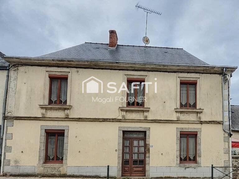 MAISON DE 120 M² À RÉNOVER  BEAU POTENTIEL ET DÉPENDANCES — photo 1
