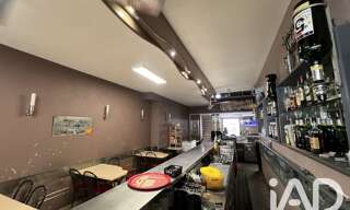 Immeuble  251 m² à vendre à Pont-Saint-Esprit (30130)
