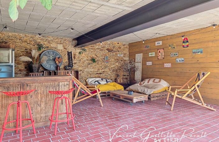 SAINTE-PAZANNE  MAISON DE CARACTÈRE  250 M²  5 CHAMBRES  PISCINE CHAUFFÉE — photo 3