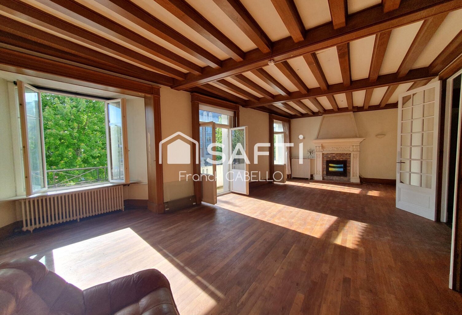 ENSEMBLE IMMOBILIER PLEIN CENTRE — photo 1