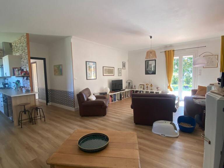 MAISON  CLIMATISEE BEAU PARC PISCINE A RESTAURER — photo 1