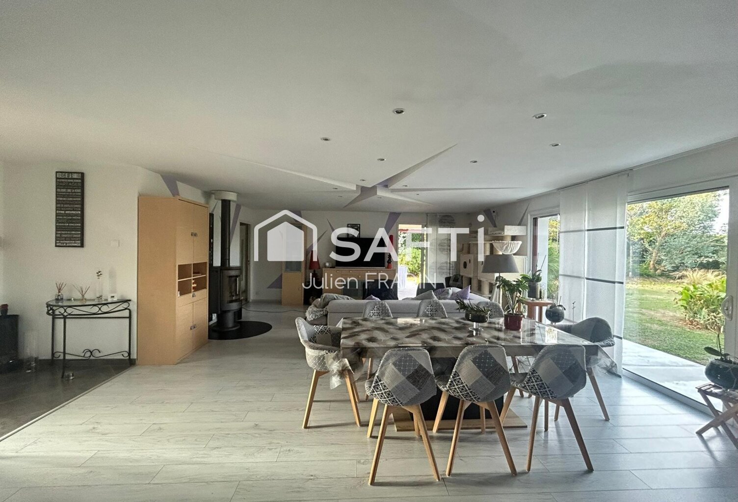 Maison 7 pièces  158 m²  4 chambres - Terrain de 1 997 m² — photo 1