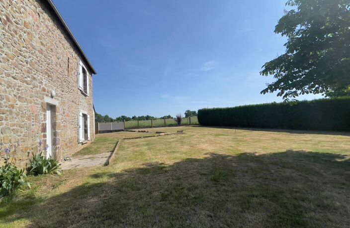 Proche de MAYENNE en campagne — photo 2