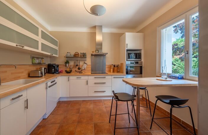 Maison avec dépendance et piscine — photo 2