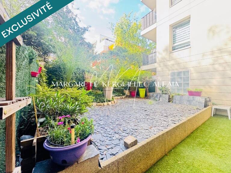 Appartement de 3 pièces situé en rez de jardin avec jardin-terrasse. — photo 1