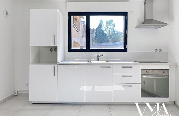 Dardilly centre , T2 de 51 m2 avec loggia — photo 3