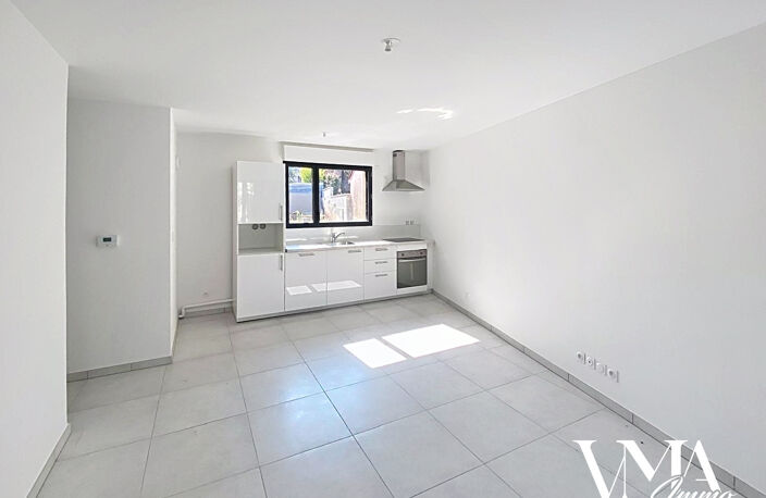Dardilly centre , T2 de 51 m2 avec loggia — photo 4