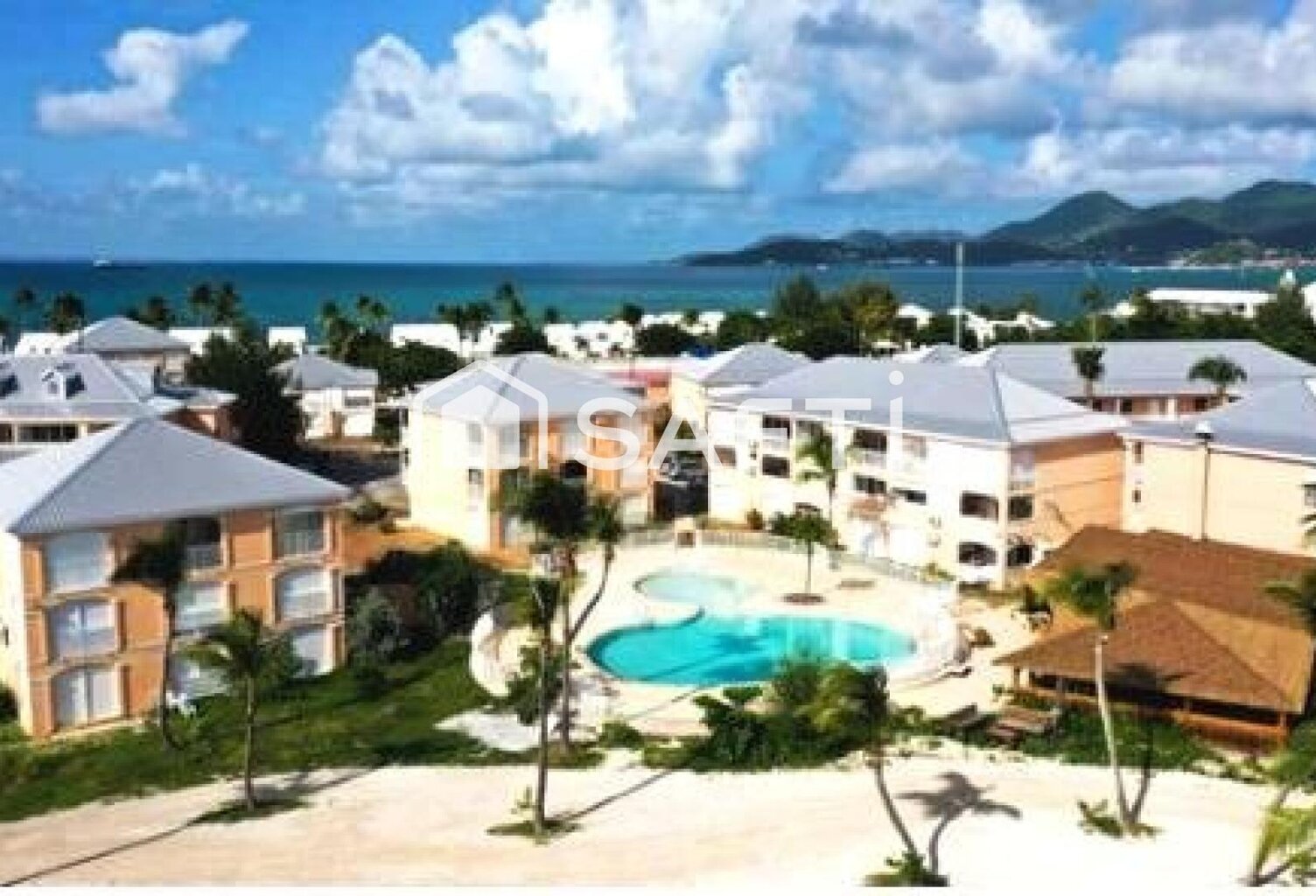 Flamboyant-Baie Nettlé- 1er ligne - T3 — photo 1