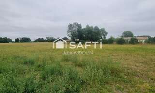 Terrain  1693 m² à vendre à Prignac (17160)