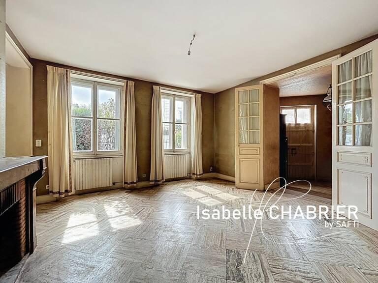 DURTAL, MAISON AVEC COUR, GARAGE & DEPENDANCE — photo 1