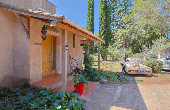Villa T4 de plain-pied, 125m2 habitables sur 11 799m2 de terrain avec garage de 77m2. — photo 5