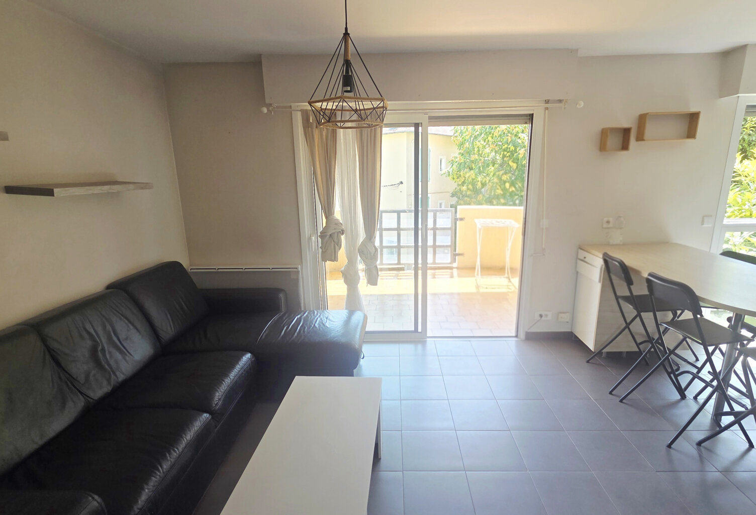 Studio 31m2 avec terrasse 12m2 - Proche Chambrun — photo 1