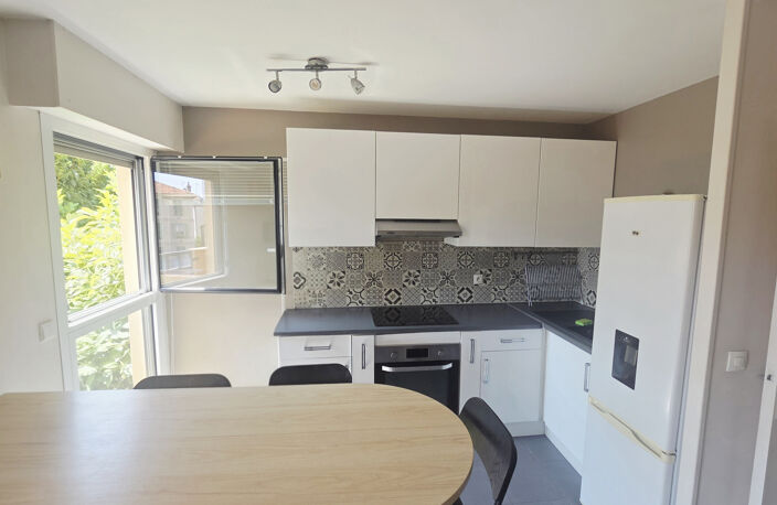 Studio 31m2 avec terrasse 12m2 - Proche Chambrun — photo 3