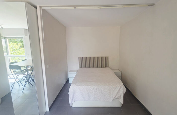 Studio 31m2 avec terrasse 12m2 - Proche Chambrun — photo 4