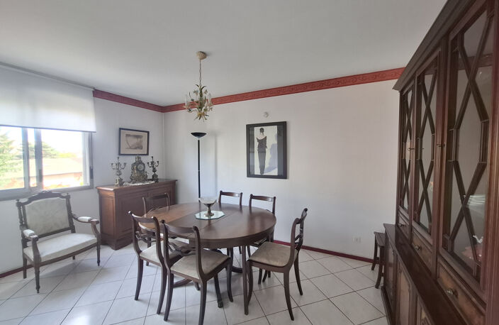 Coup de coeur assuré pour ce grand appartement SECTEUR PROMEN — photo 2
