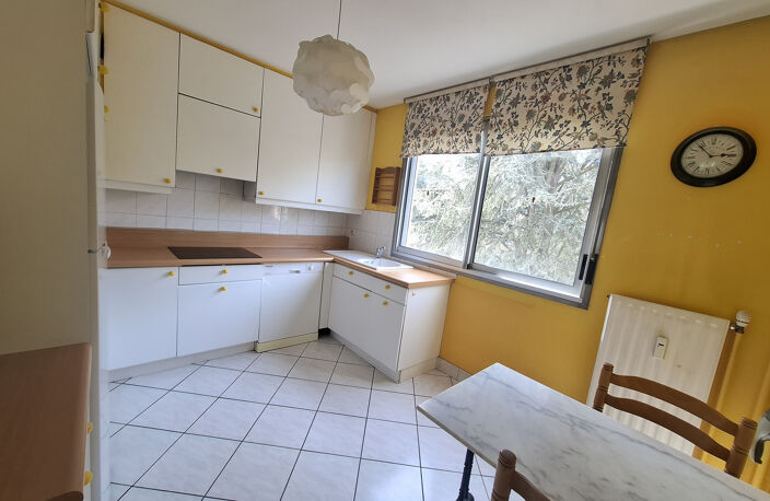 Coup de coeur assuré pour ce grand appartement SECTEUR PROMEN — photo 4